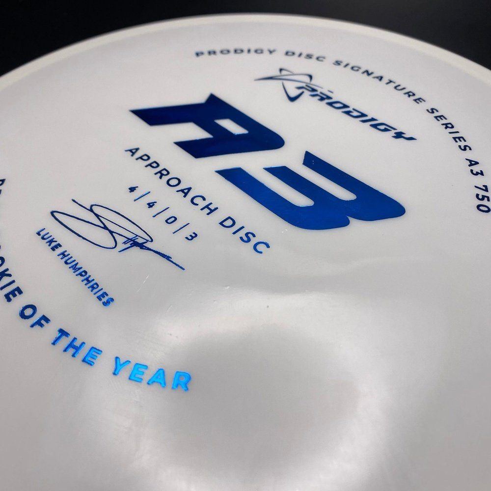 A3 (750) - Luke Humphries 2022 Signature Series ROTY
