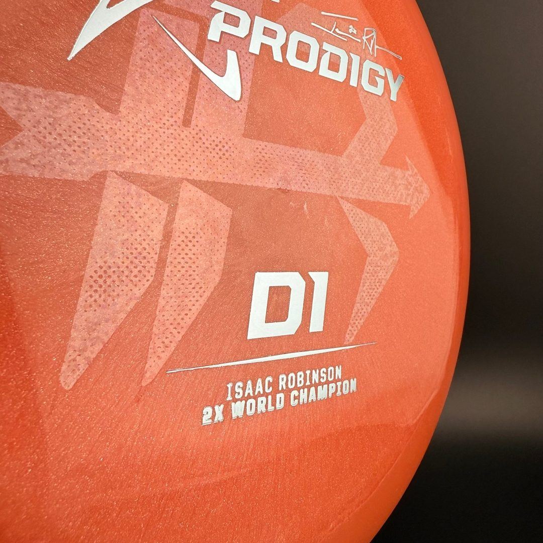 D1 (500 Glimmer) - Isaac Robinson 2X World Champion