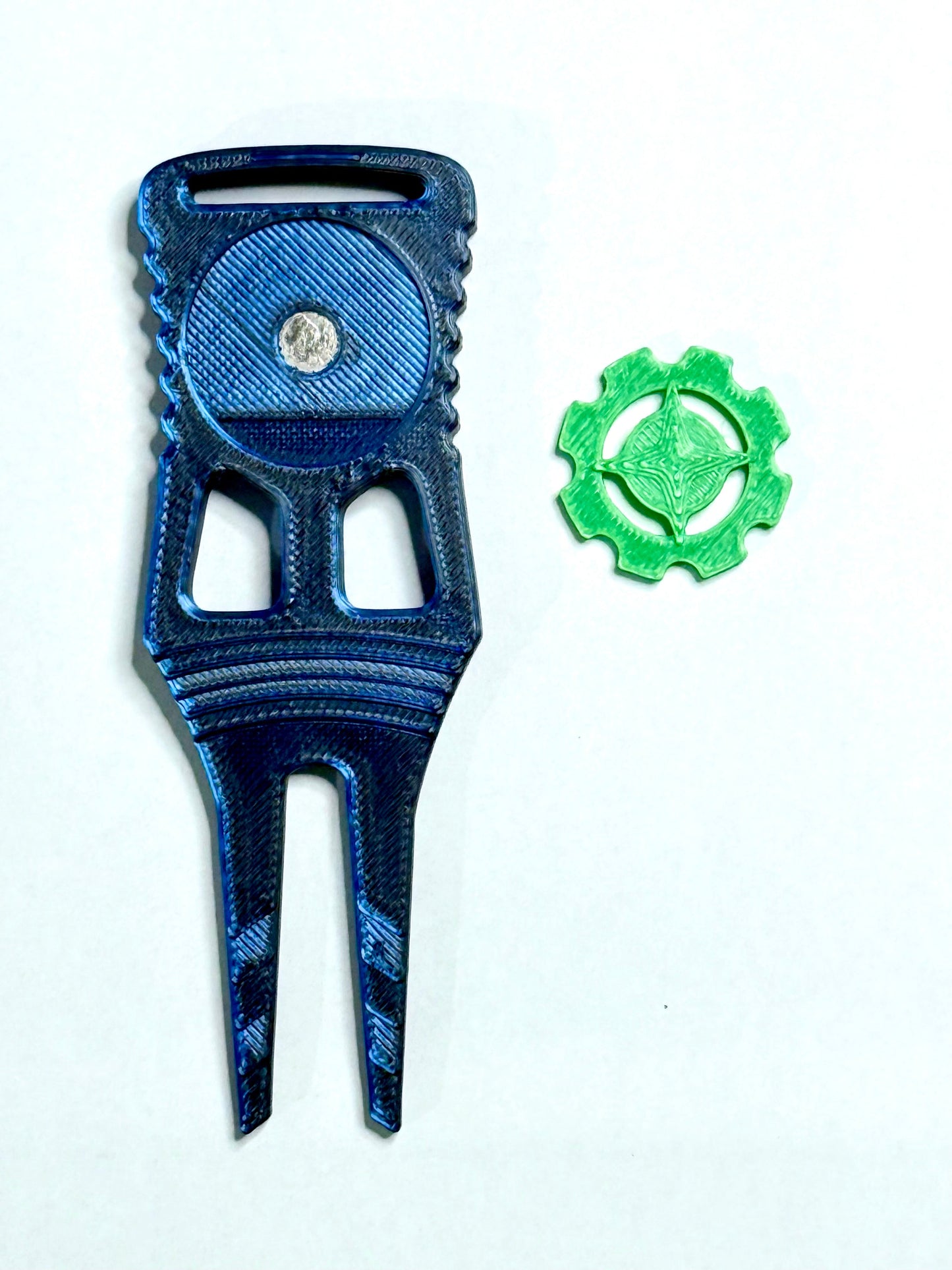 "The Vet" Divot Tool & Ball Marker 1.0 - Twelve