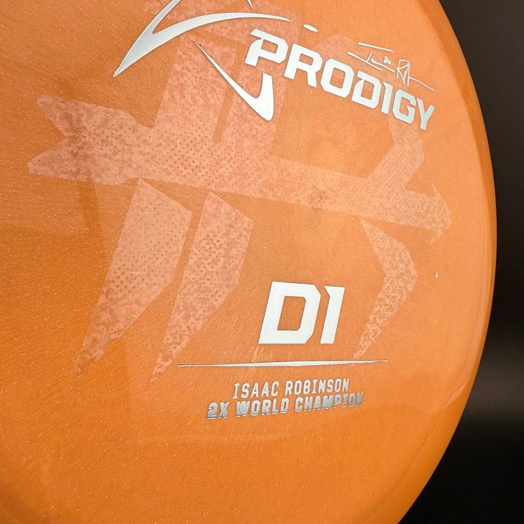 D1 (500 Glimmer) - Isaac Robinson 2X World Champion