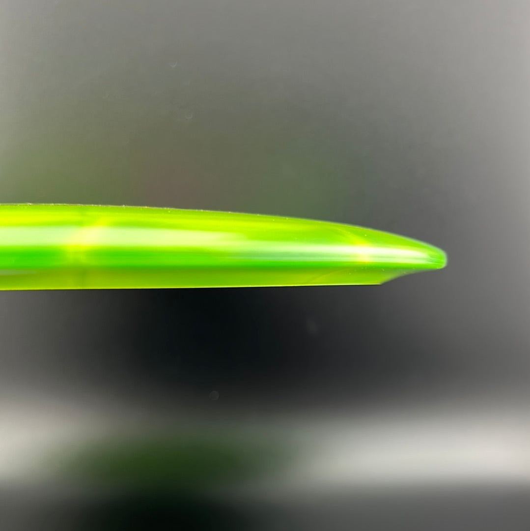Lux Vapor Essence - Limited Huk Repeater