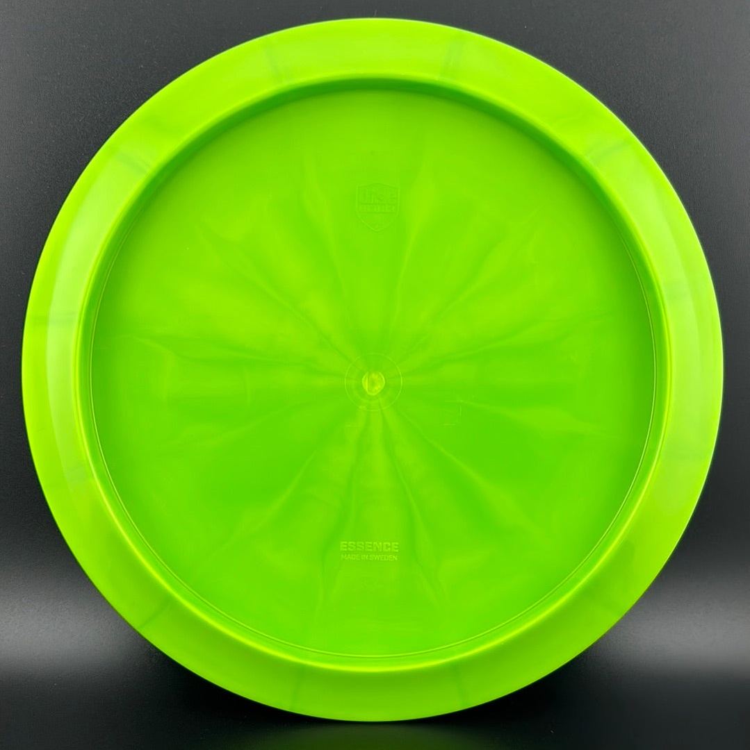 Lux Vapor Essence - Limited Huk Repeater