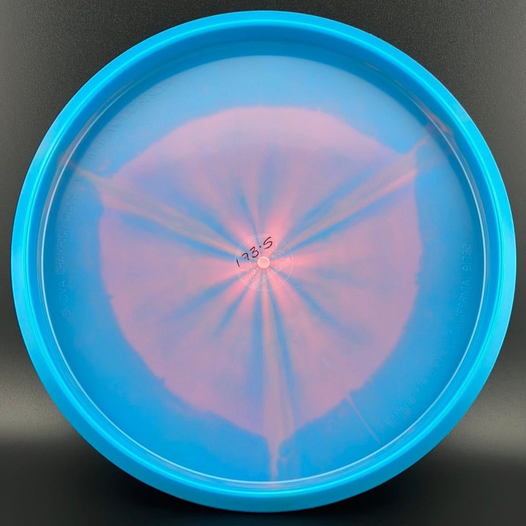 Glow Halo Star Aviar3 - Eveliina Salonen 2024 Tour Series