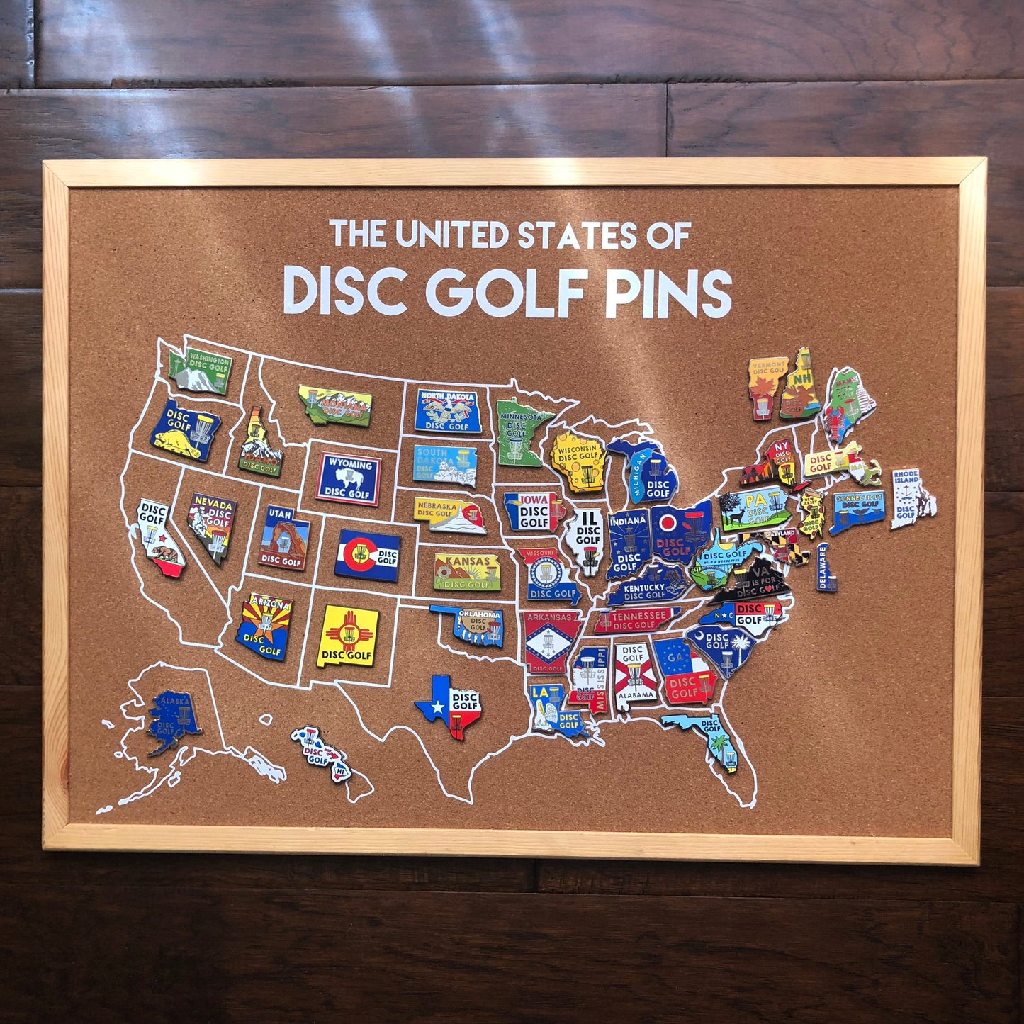 Disc Golf Pins Cork Board - ALL 50 STATE PINS INCLUDED