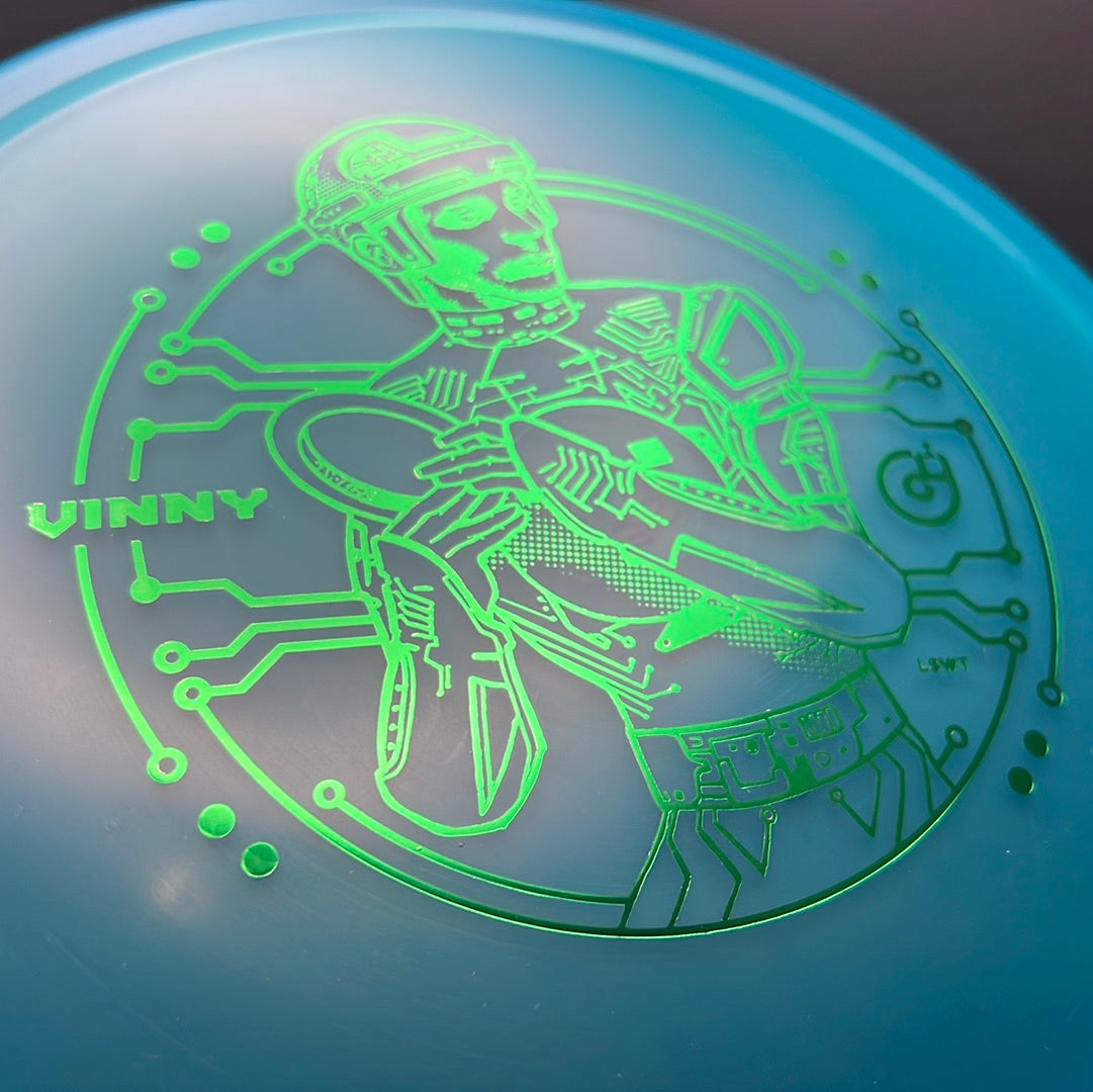 Champion Rhyno - Limited Edition "VinnyTron" Les White