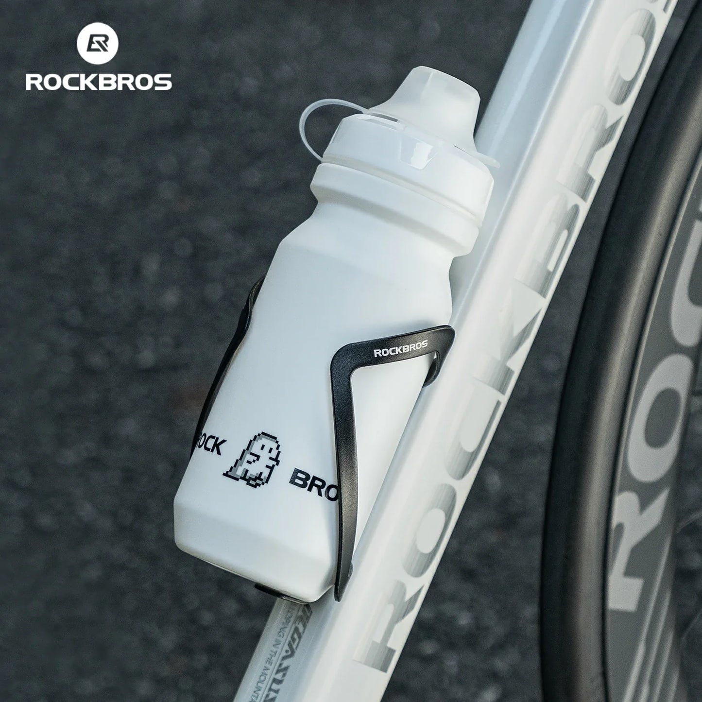 Skin-Feeling Bike Bottle with Pull-Top Lid – Lightweight Leakproof 600/750ml