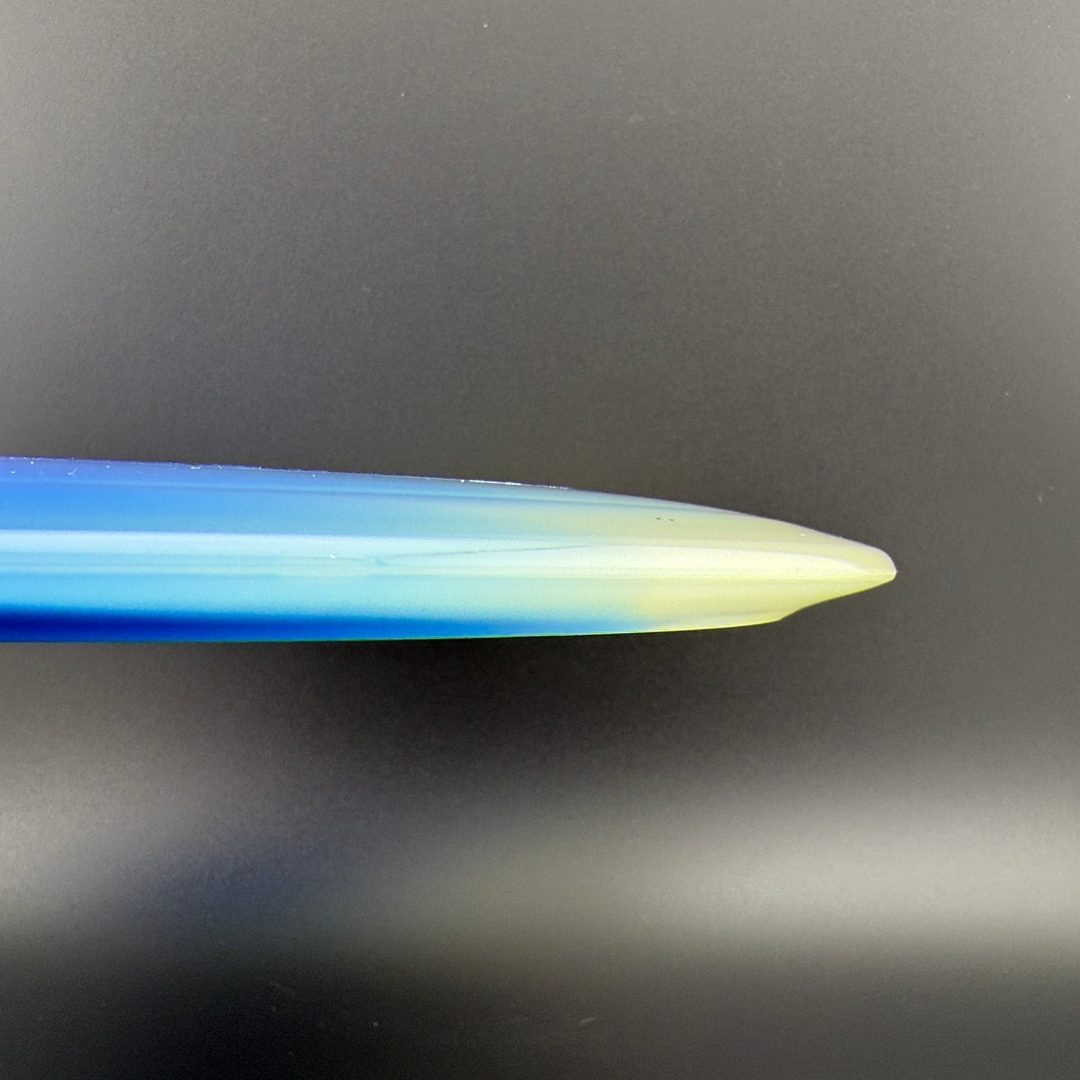 Retina Glow Chemtrail - Split Color