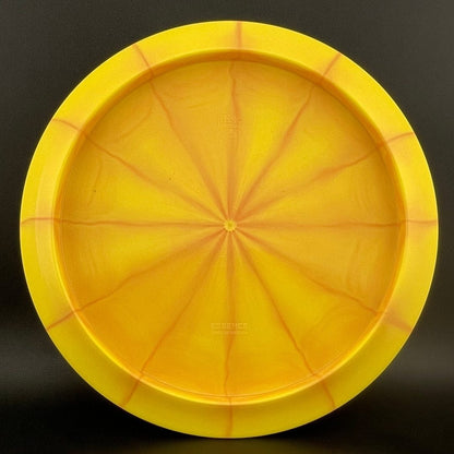 Lux Vapor Essence - Swords & Shield