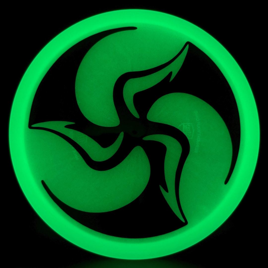 Color Glow C-Line MD1 - Official Tri-Fly Huk Dyed