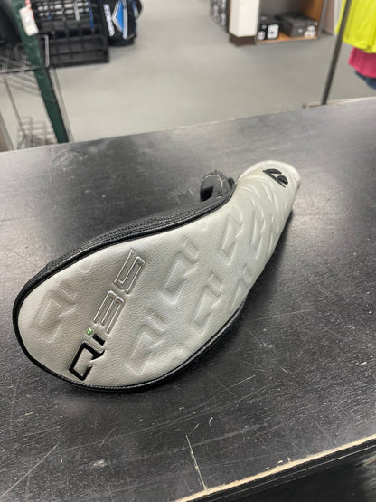 TaylorMade Qi35 Rescue Hybrid w/ Upcharge shaft(Used)