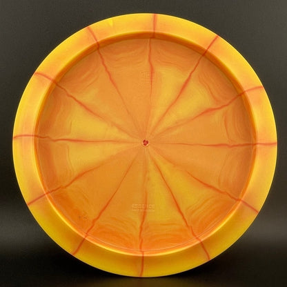 Lux Vapor Essence - Swords & Shield