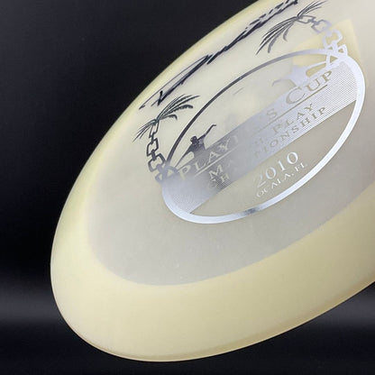 Champion Glow Katana *Signed* - 2010 Player's Cup - Paul Ulibarri