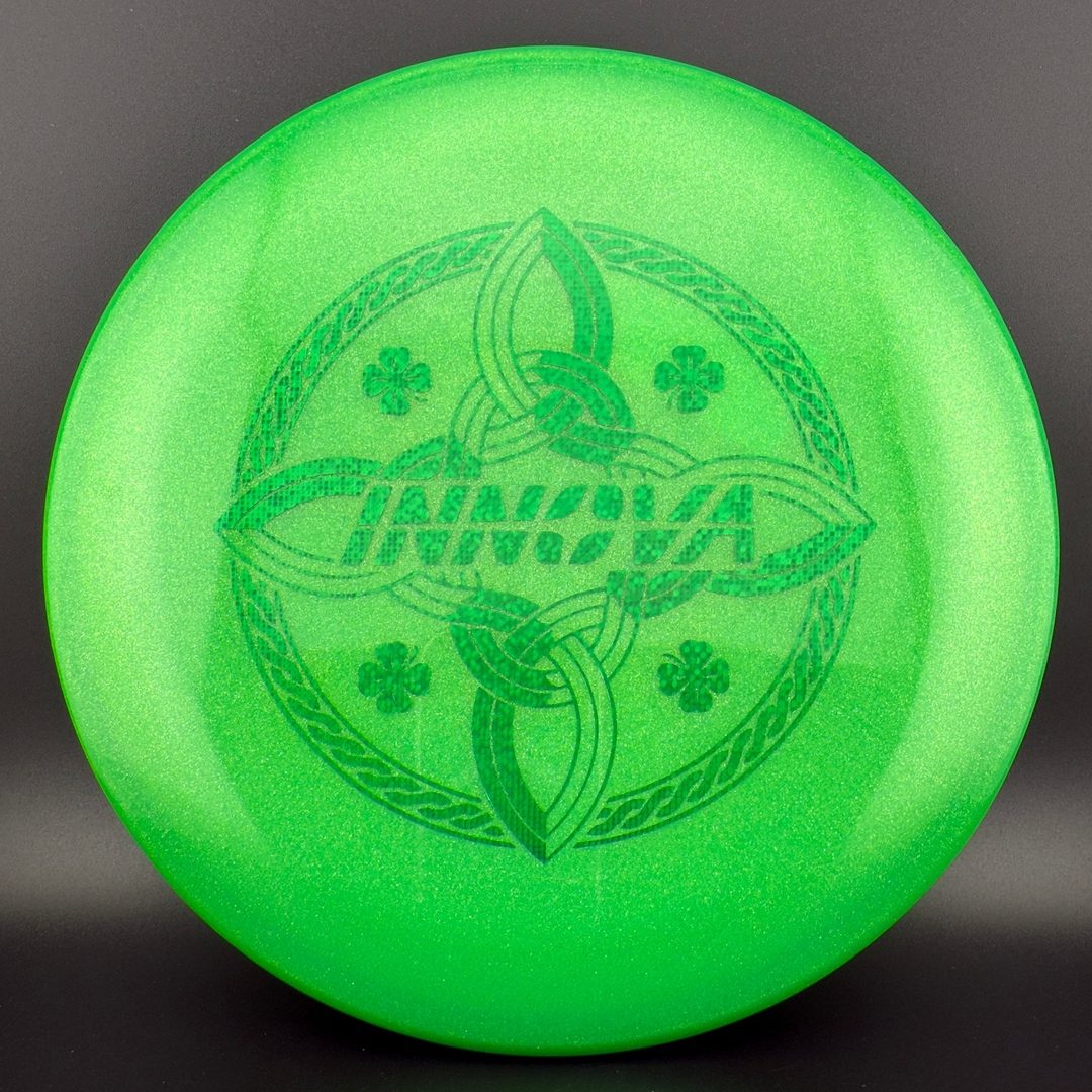 Moondust Champion Aviar - Lucky Star Stamp