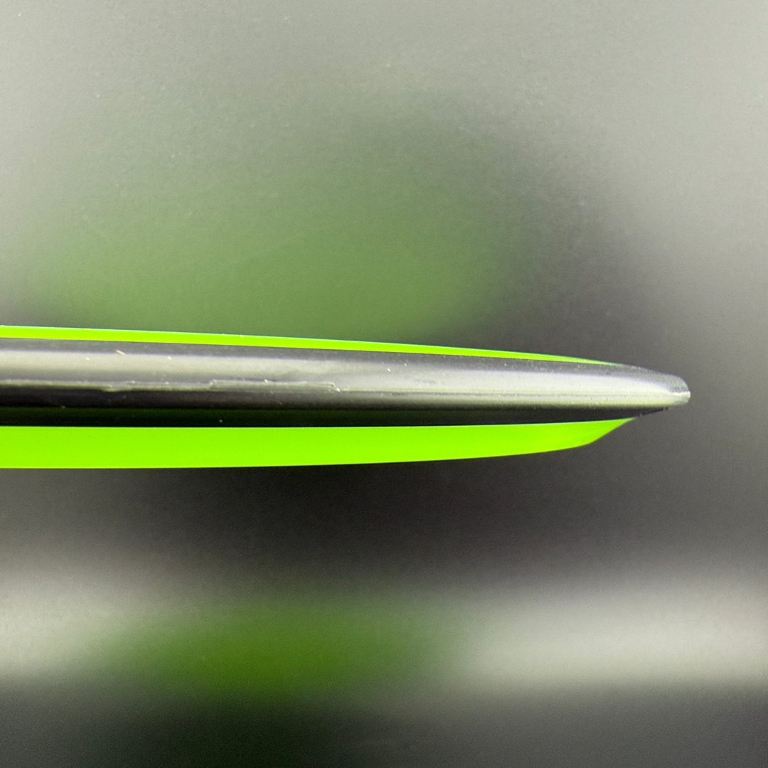 Neutron Resistor