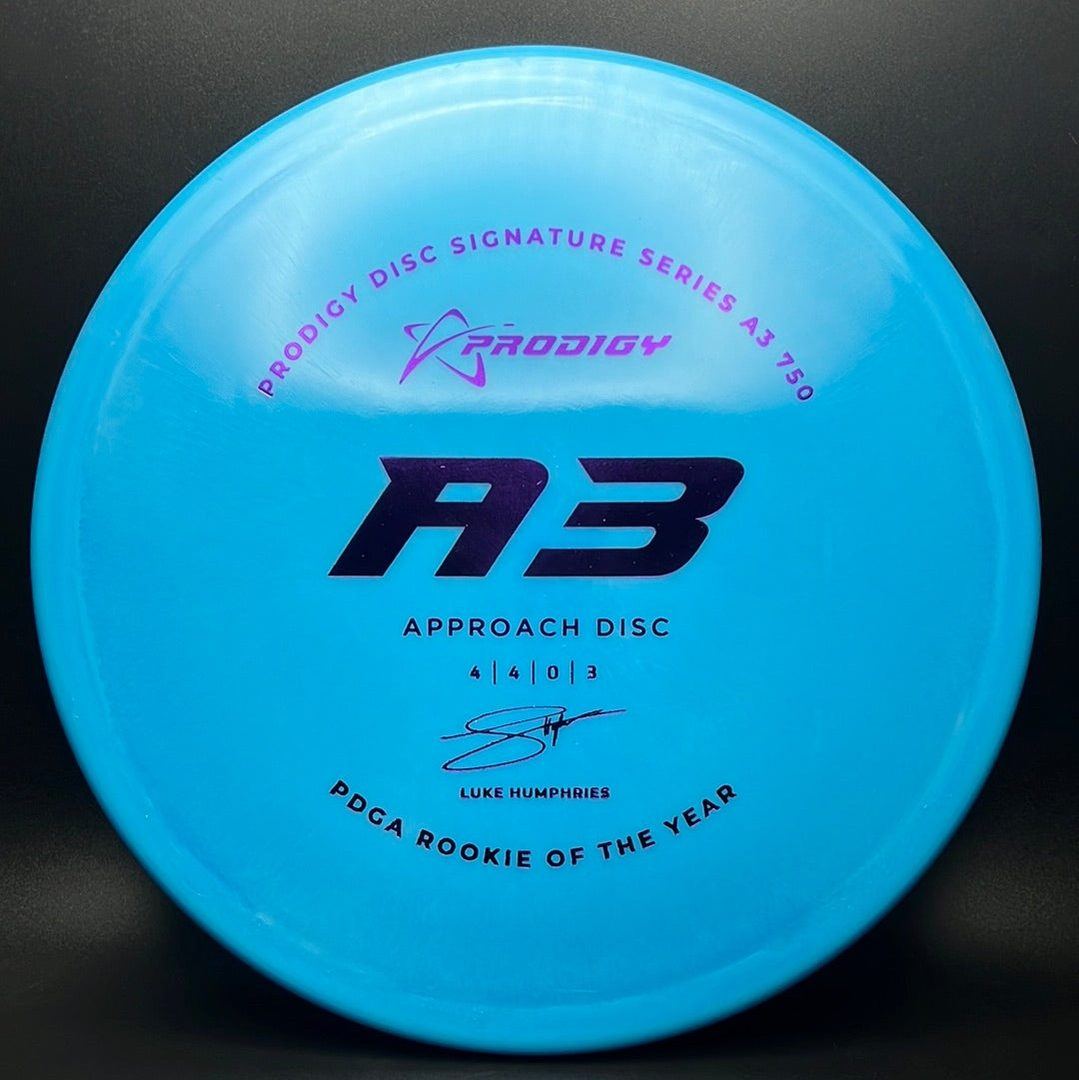 A3 (750) - Luke Humphries 2022 Signature Series ROTY