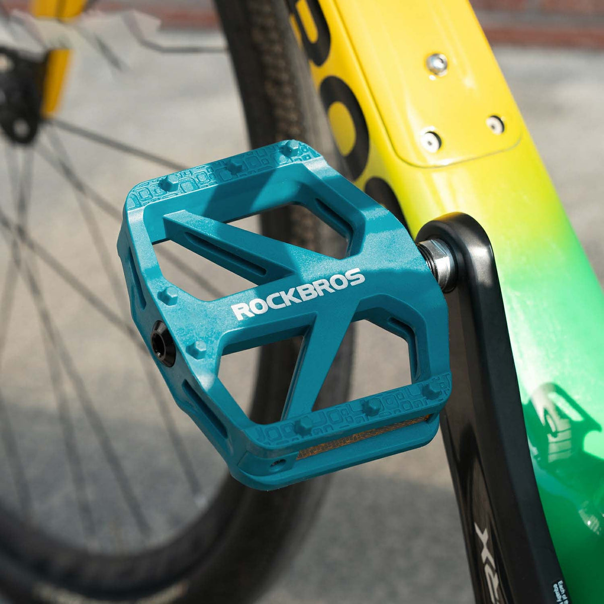 BP2602 Wide Platform Nylon Bike Pedals