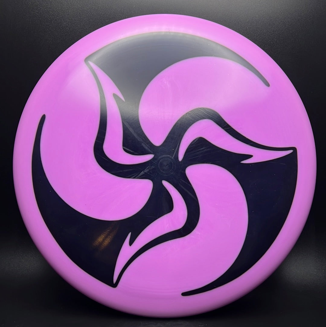 Lux Link - Official Huk Dyed Tri-Fly X-Out
