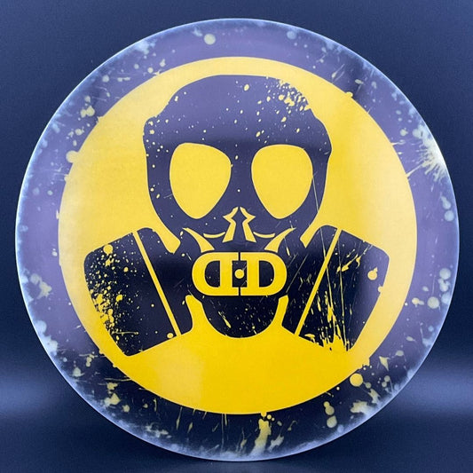 Tournament Hatchet - "DD Gas Mask" DyeMax