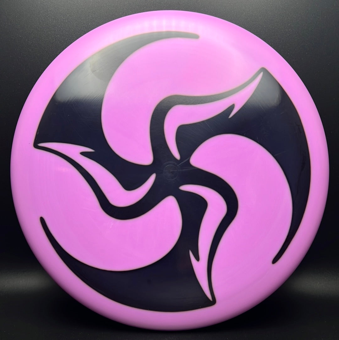 Lux Link - Official Huk Dyed Tri-Fly X-Out