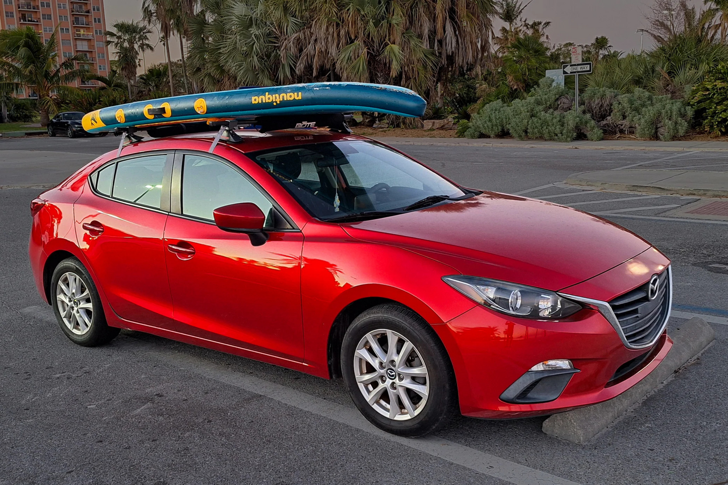 Nautiqua | BELIZE | Premium Paddleboard Water Bike