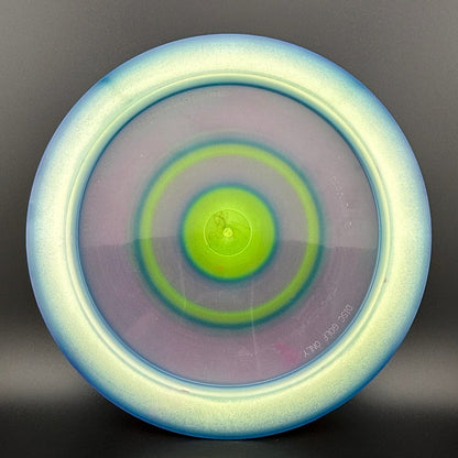 Quantum Zero-G Quasar (Penned) - Dyed!