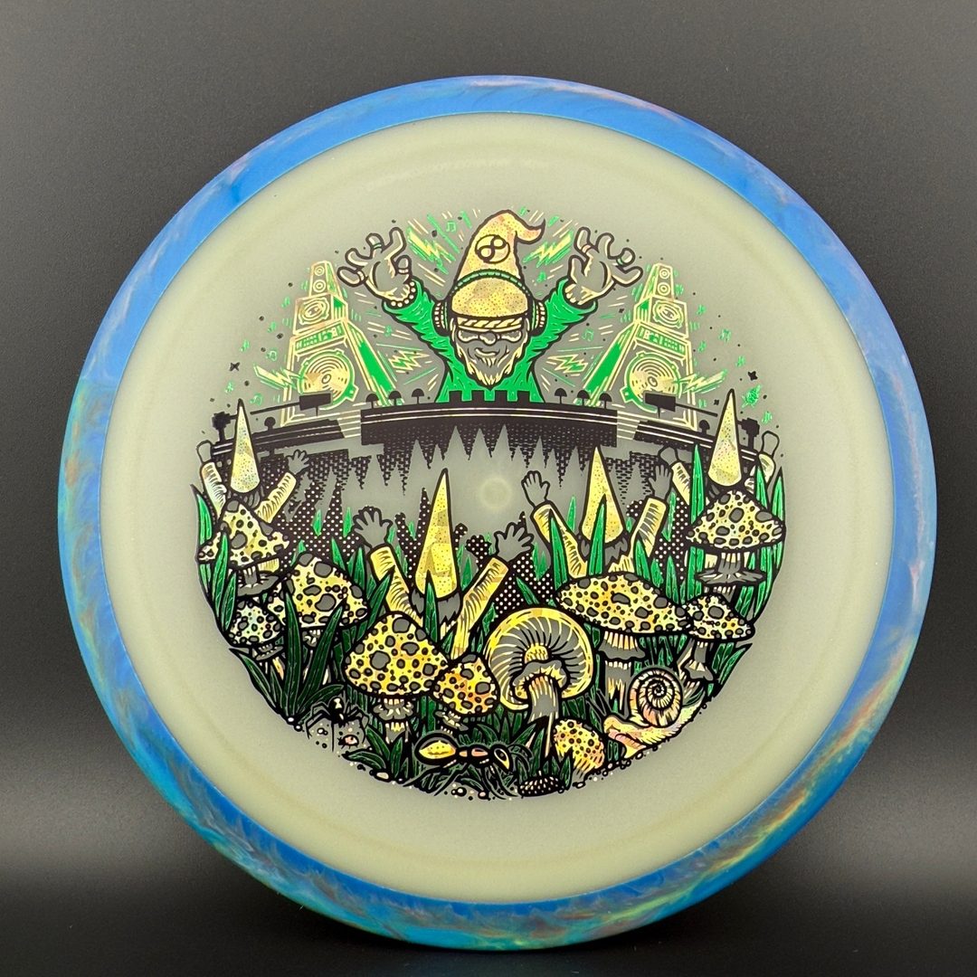 Eclipse Vanish - DJ Gnomeo by Skeet Designs