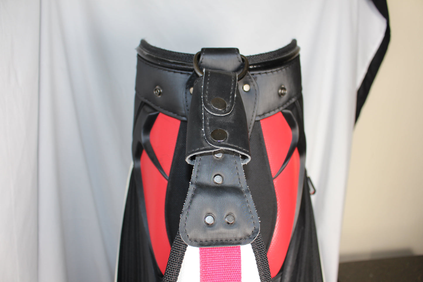 Pre-Owned Scotty Cameron Staff Bag Black 6-Way Divide