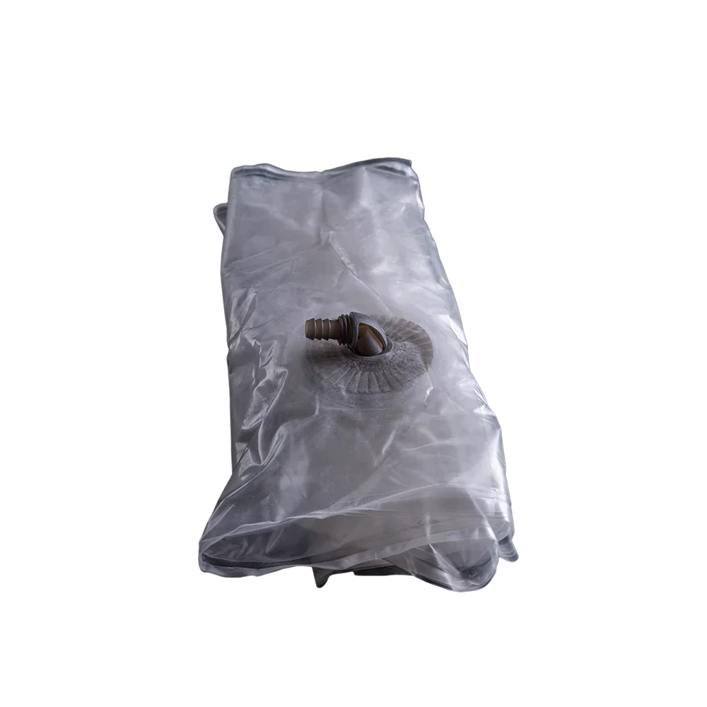 :02 MANTIS STRUT BLADDER