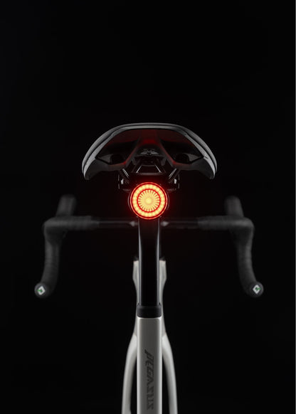 Road To Sky - SUPER6 Rear Light Anti-Lost USB-C
