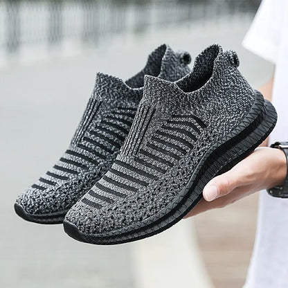 Lightweight and Breathable  Men s Running Shoes