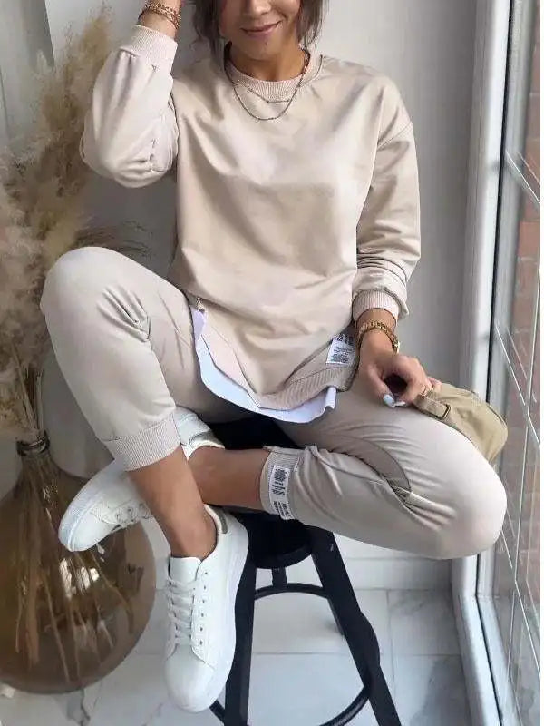 Effortless Chic  Women's 2 Piece Hoodie Set