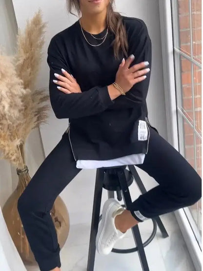 Effortless Chic  Women's 2 Piece Hoodie Set