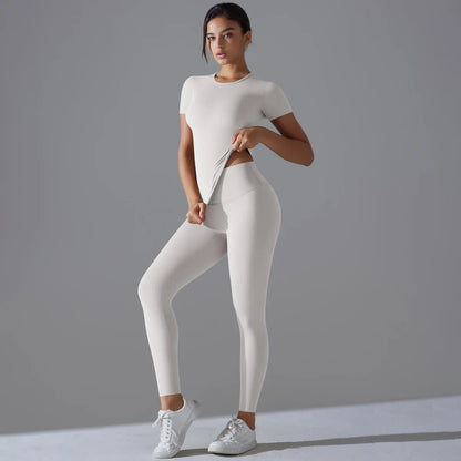 Elevate Your Workout Quick Dry Yoga Set