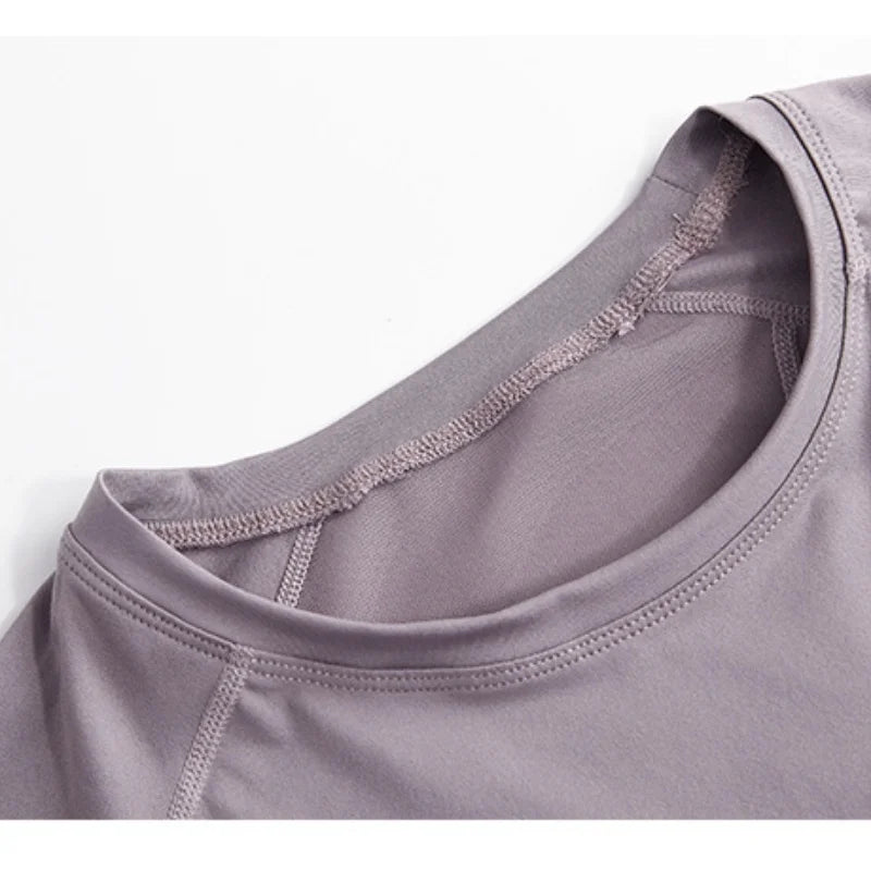 Loose Women's Yoga Top Lightweight & Quick-Dry