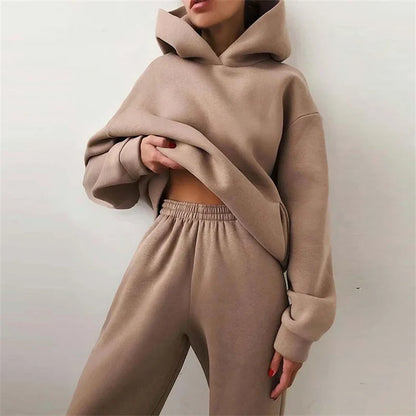 Cozy Up in Style Women's Autumn Tracksuit
