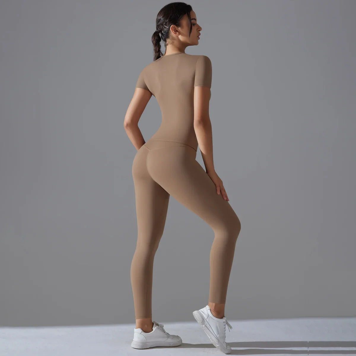Elevate Your Workout Quick Dry Yoga Set