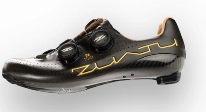ZUATU Z001 Cycling Shoes for top athletes specializing in carbon fiber technology