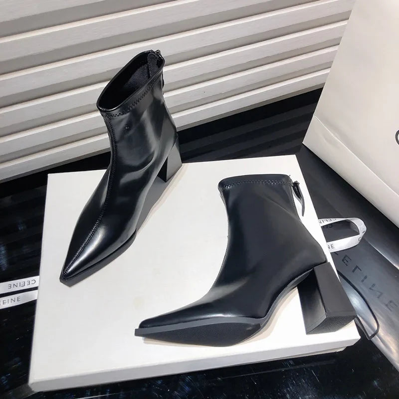 Stylish and Comfortable: Pointed Toe Ankle Boots
