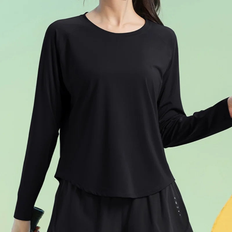 Loose Women's Yoga Top Lightweight & Quick-Dry