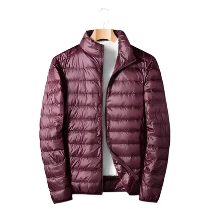 Ultra light Emphasizes the jacket's lightweight design