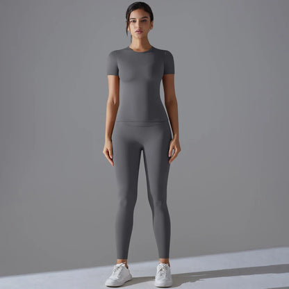 Elevate Your Workout Quick Dry Yoga Set