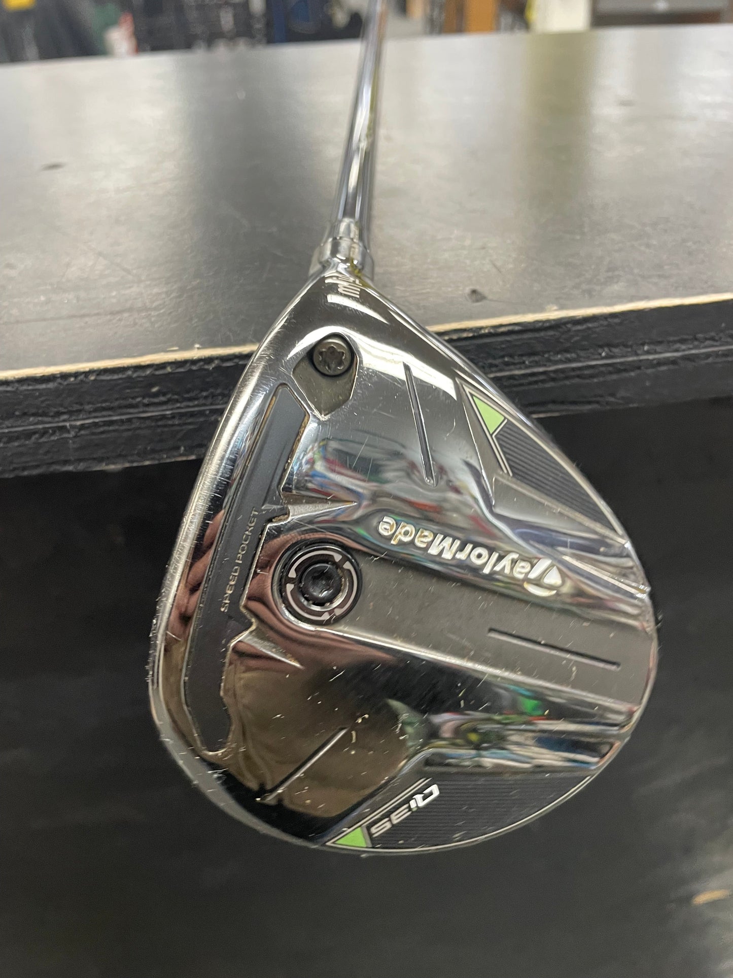 TaylorMade Qi35 Fairway Wood w/ Upcharge shaft (Used Demo)