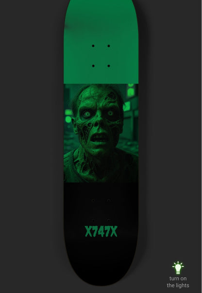 X747X ZOMBIE 2 (GLOW IN THE DARK)