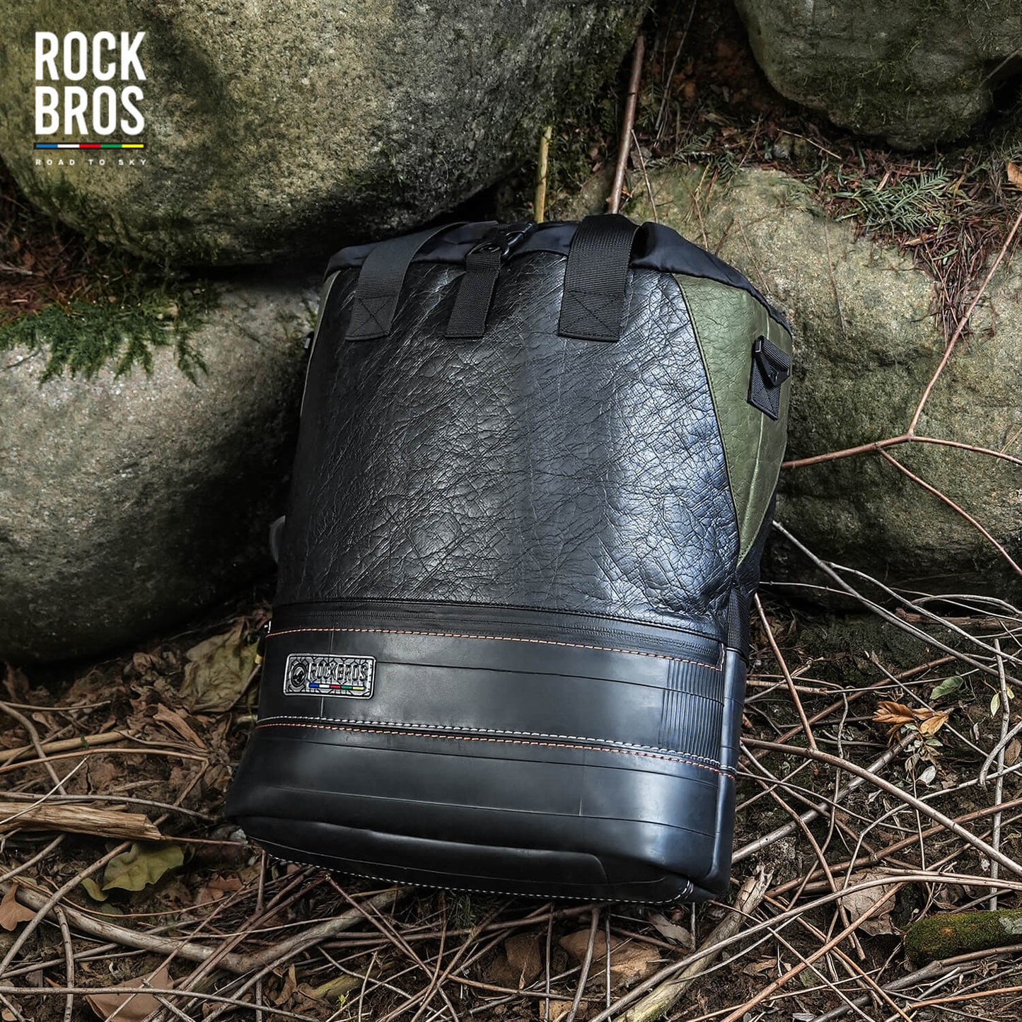ROAD TO SKY Recycled Tire Bike Panniers - 12L
