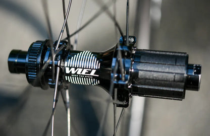 WIEL Carbon Tubeless Clincher Disc Brake 1290g Wheelset-Gold/Black Logo